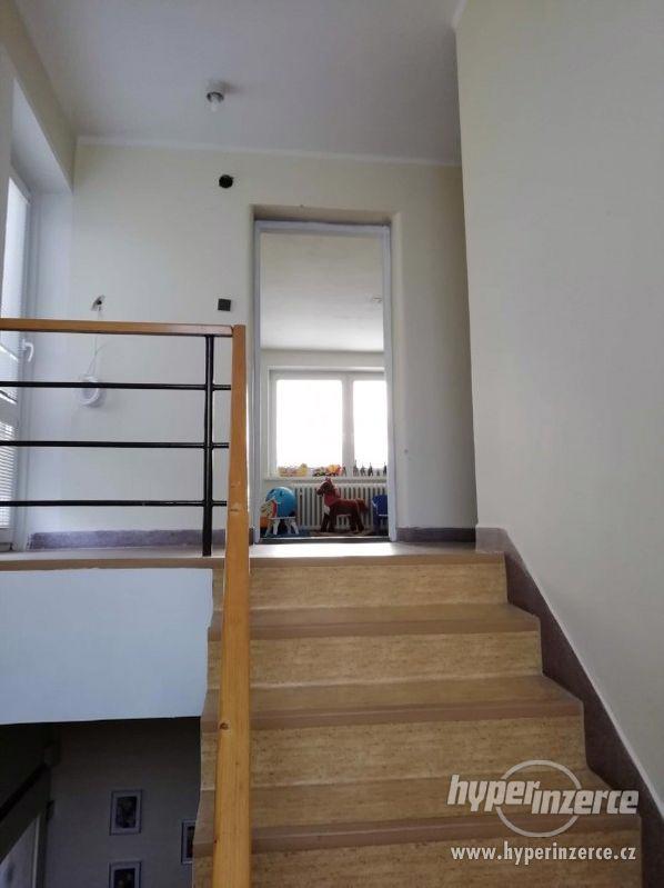 Rodinný dům 4+1 Babice (okres Uherské Hradiště) - foto 15