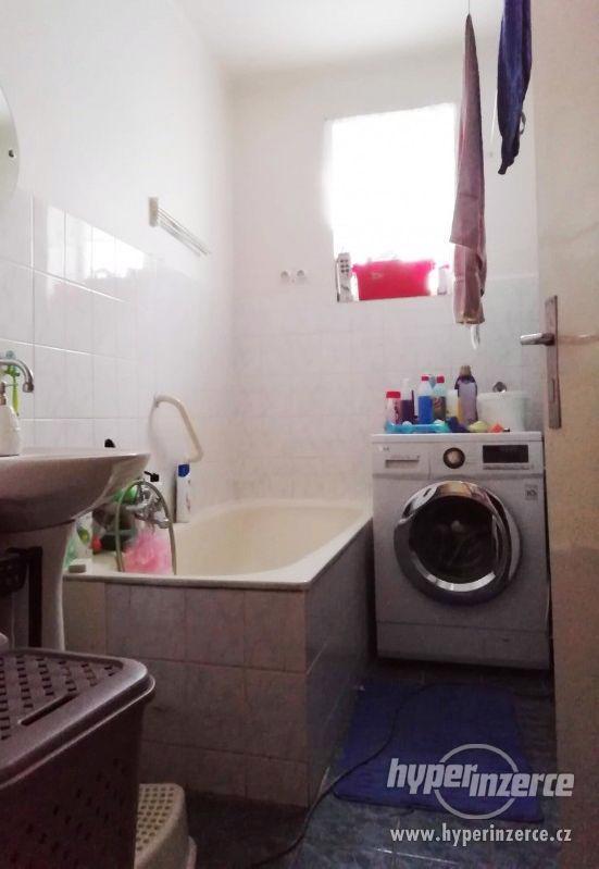 Rodinný dům 4+1 Babice (okres Uherské Hradiště) - foto 25