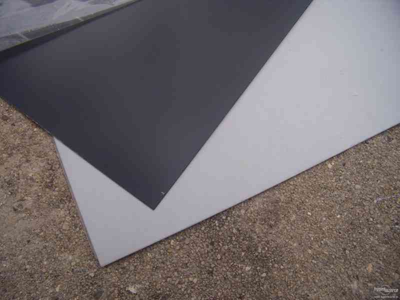 Plech - foto 1