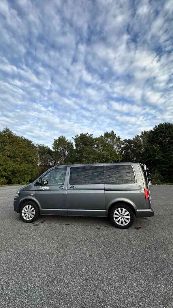 VW Multivan T5 132kW, 4x4, automat, 7míst, tažné, + zimní p - foto 4