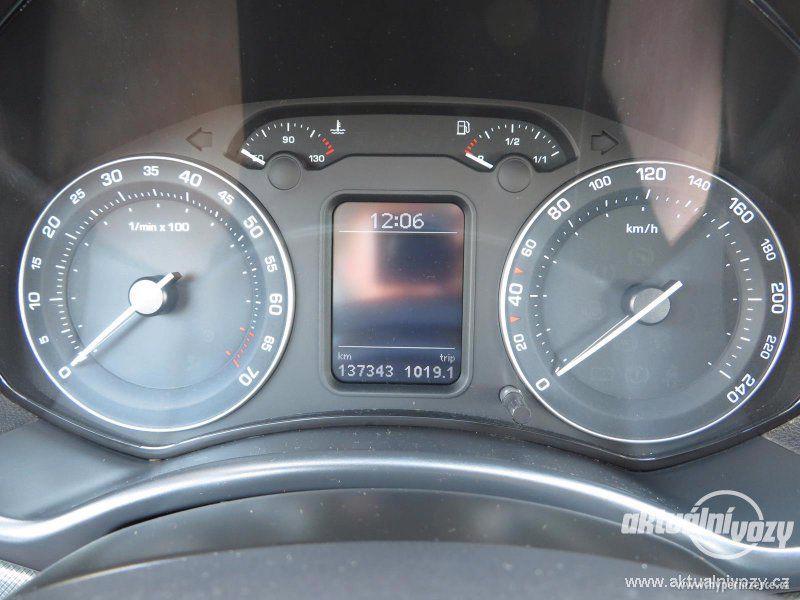 Škoda Octavia 1.6, benzín, rok 2005, el. okna, STK, centrál, klima - foto 5
