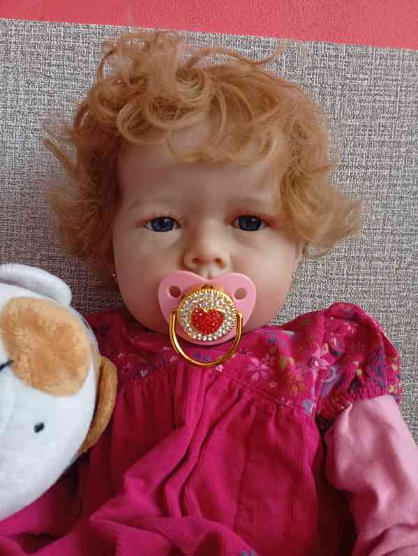 Realistická Reborn panenka Liam 70 cm  - foto 11