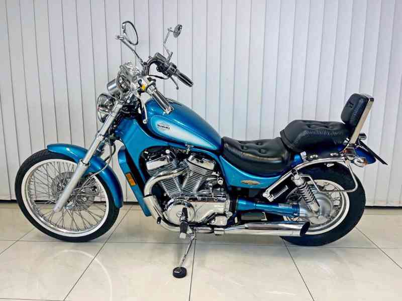 Suzuki VS 800 GL Intruder - foto 8
