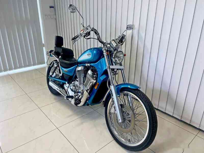 Suzuki VS 800 GL Intruder - foto 7