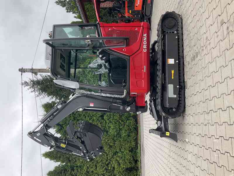Bagr Crona CR XN 28 Yanmar, hmotnost 2610 kg - foto 2