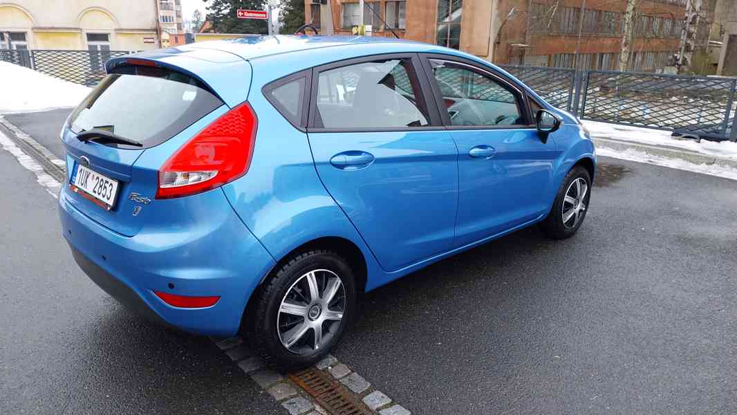 Ford Fiesta - foto 3