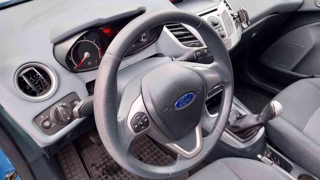 Ford Fiesta - foto 14