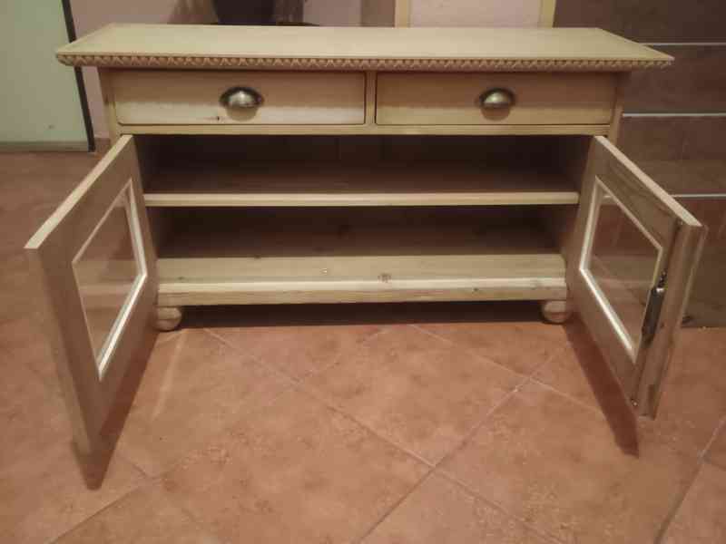 smrková skříňka - botník - foto 5