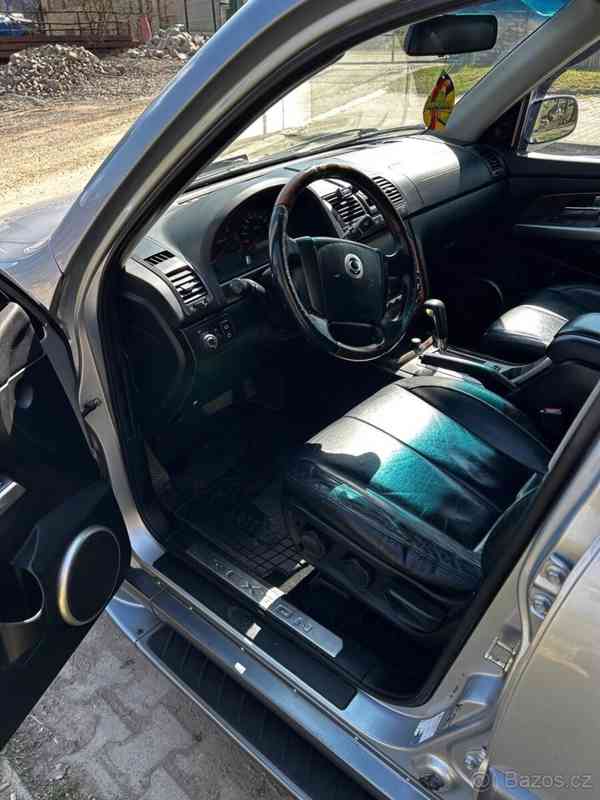 SsangYong Rexton 2,7   tdi Automat - foto 10