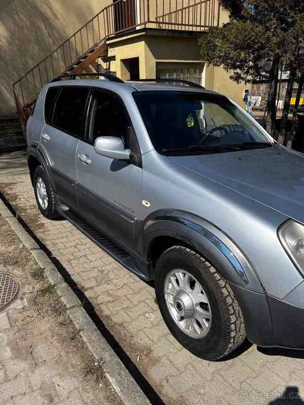 SsangYong Rexton 2,7   tdi Automat - foto 2