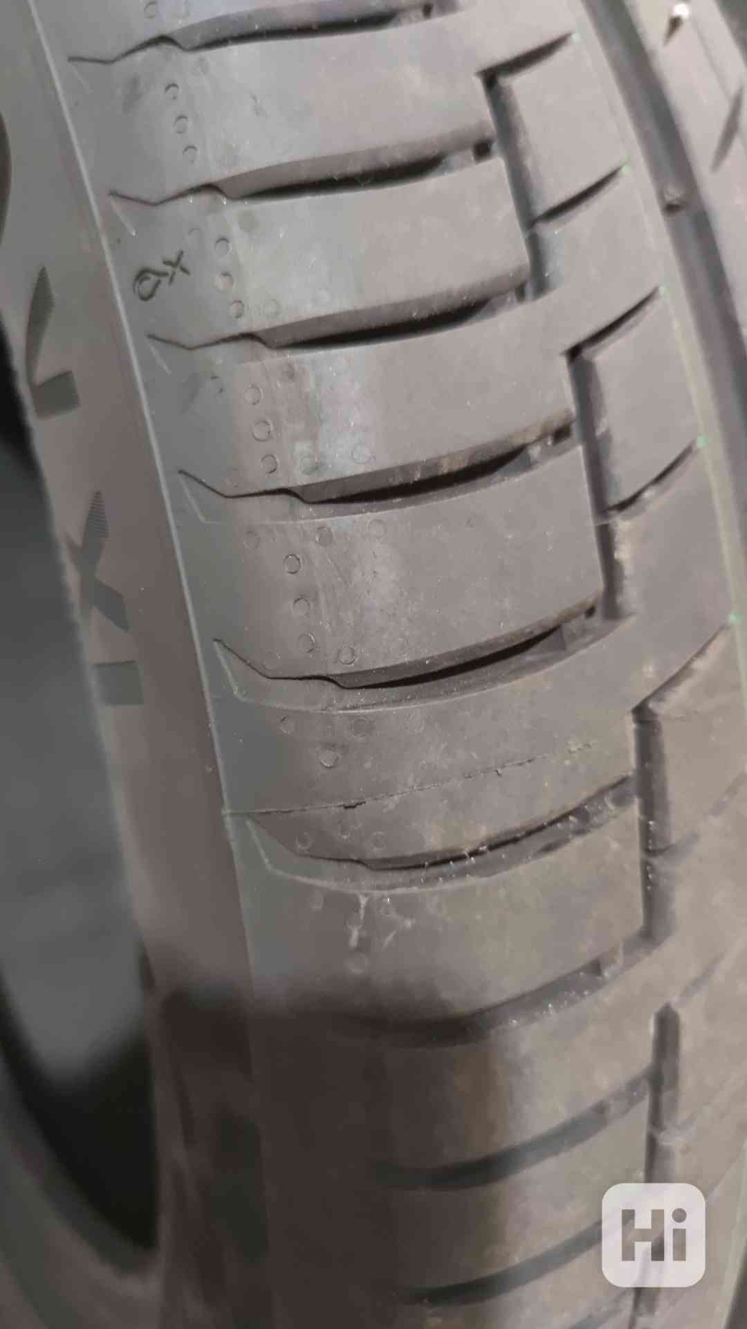 Continental premium contact 6 235/55 R 19 V XL - foto 1