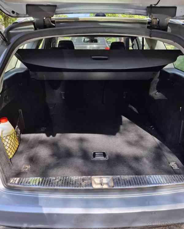Mercedes-Benz Třídy E 2,2   E 220 CDI, kombi, 212 K,2013 - foto 4