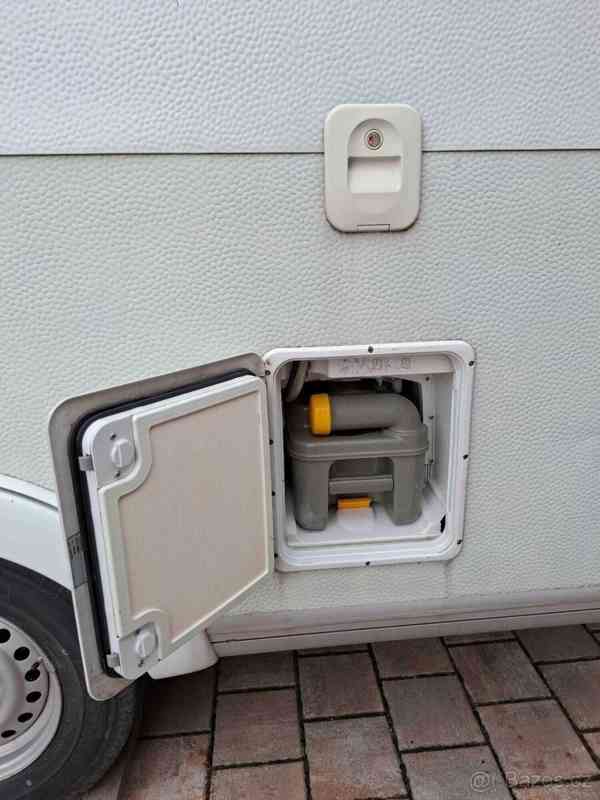 Ostatní Prodám karavan KNAUS SUDWIND - foto 8
