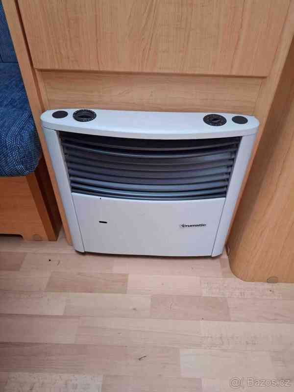 Ostatní Prodám karavan KNAUS SUDWIND - foto 17