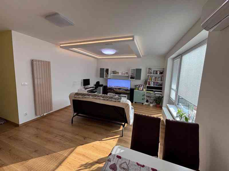 Bratislava - Moderný 3 izbový byt s terasou v novostavbe - foto 3