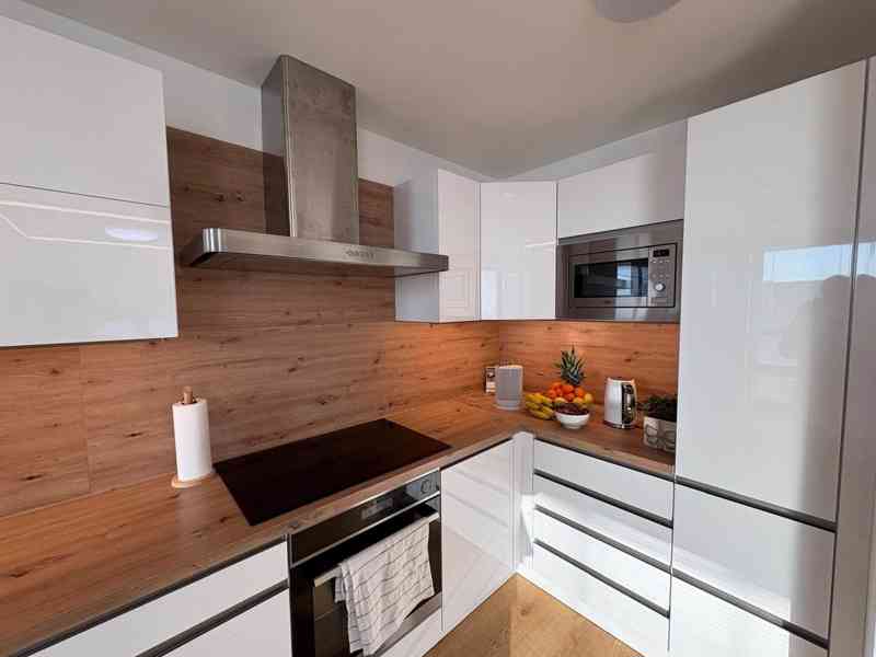 Bratislava - Moderný 3 izbový byt s terasou v novostavbe - foto 4