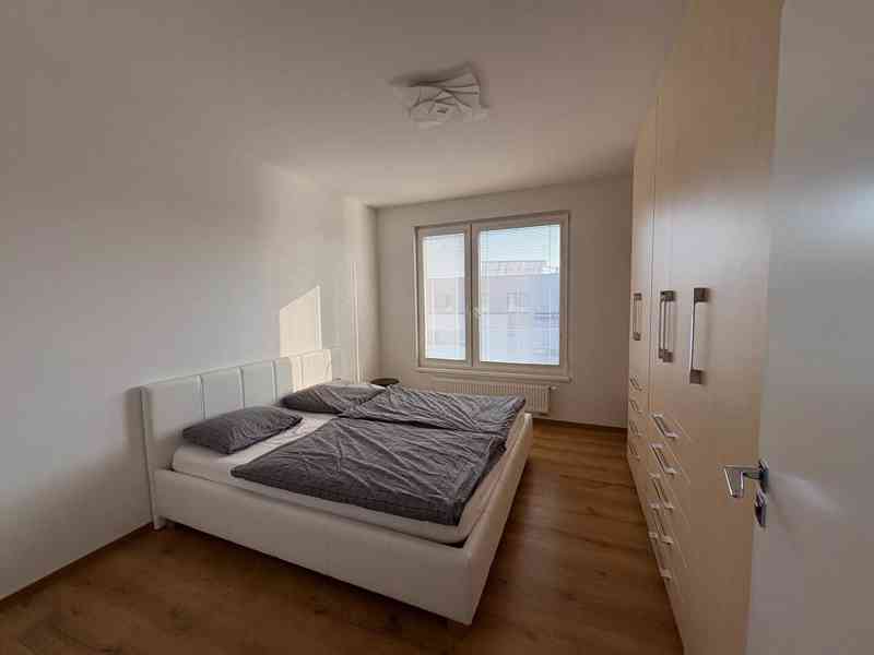 Bratislava - Moderný 3 izbový byt s terasou v novostavbe - foto 24