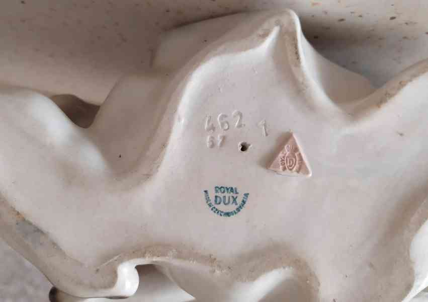 Nabízím poškozený porcelán Štvanice 462/1 luxor - Royal Dux  - foto 4