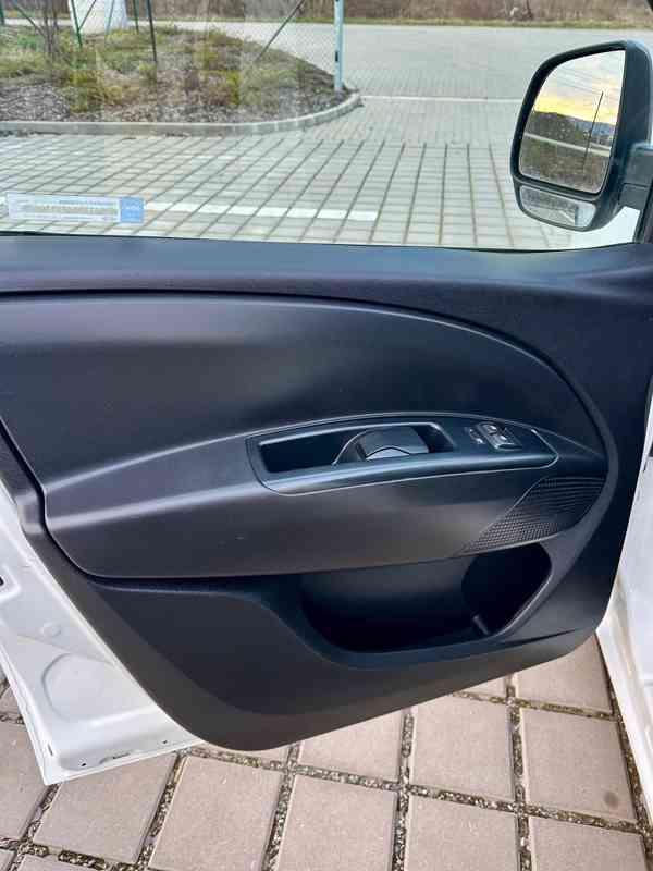 OPEL COMBO-D-VAN  - foto 5