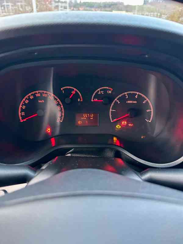 OPEL COMBO-D-VAN  - foto 6