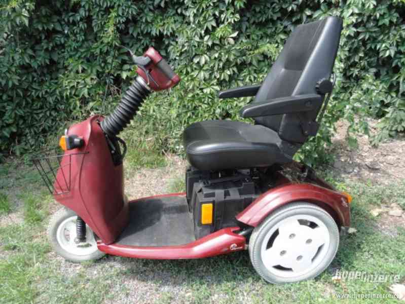 Elektrický invalidní vozík skútr zn. Trophy Booster 5 SLEVA! - foto 2