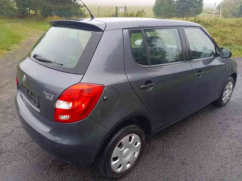 Škoda Fabia 1.2 HTP 44Kw RV.2009 - NOVÁ STK - foto 5