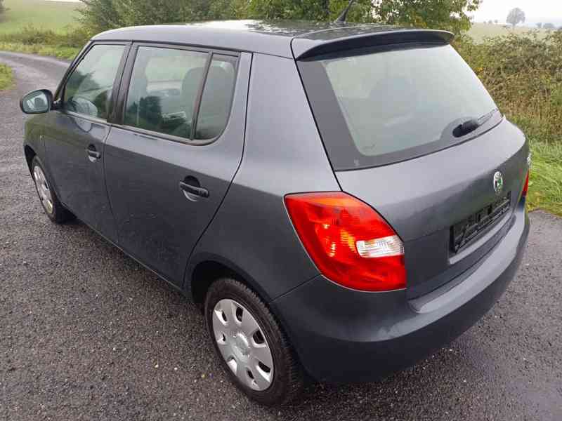 Škoda Fabia 1.2 HTP 44Kw RV.2009 - NOVÁ STK - foto 8