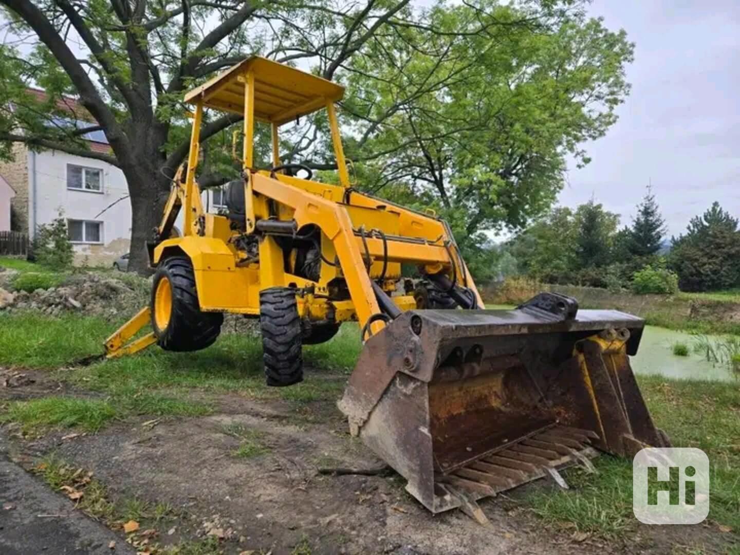 Traktorbagr  - foto 1