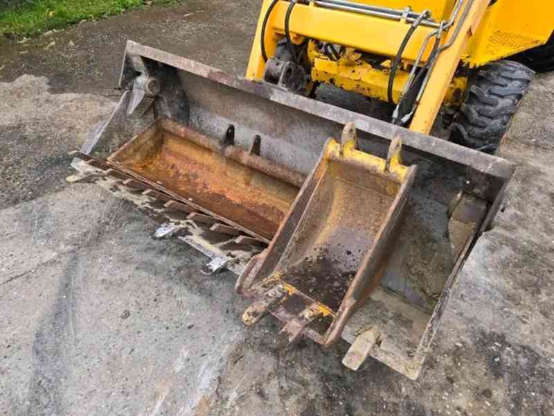 Traktorbagr  - foto 2