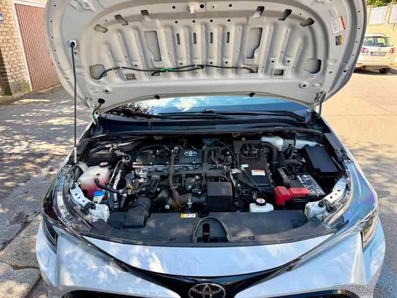 Toyota Corolla 1,8   TS Hybrid GR Sport - foto 10