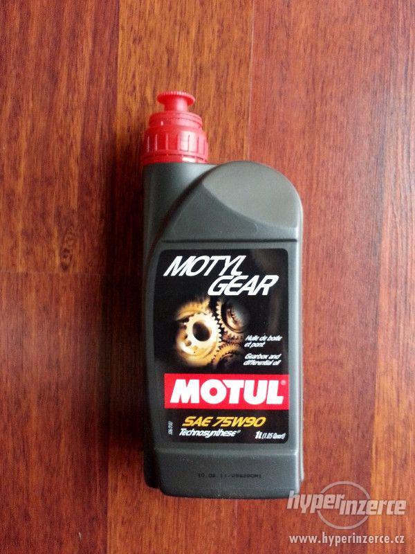 Motocyklové oleje Motul - foto 1