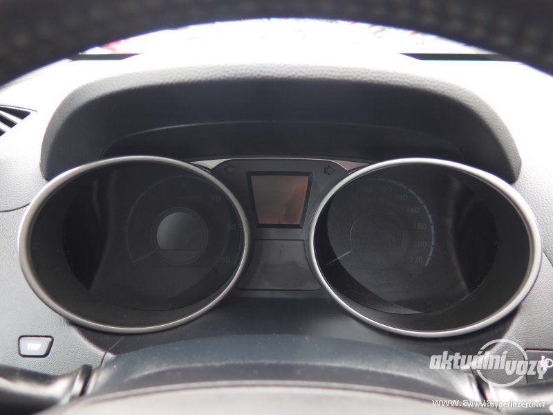 Hyundai ix35 2.0, nafta, 2010 - foto 3