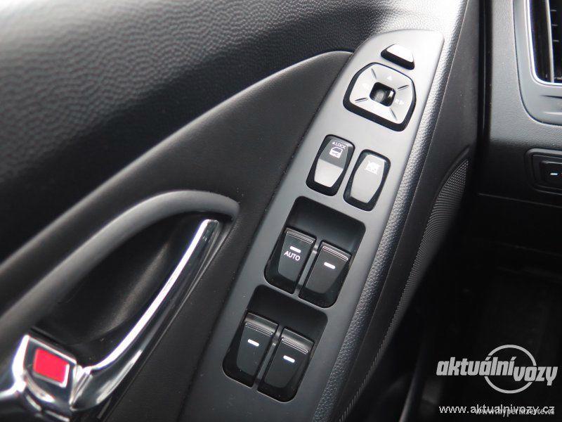 Hyundai ix35 2.0, nafta, 2010 - foto 11