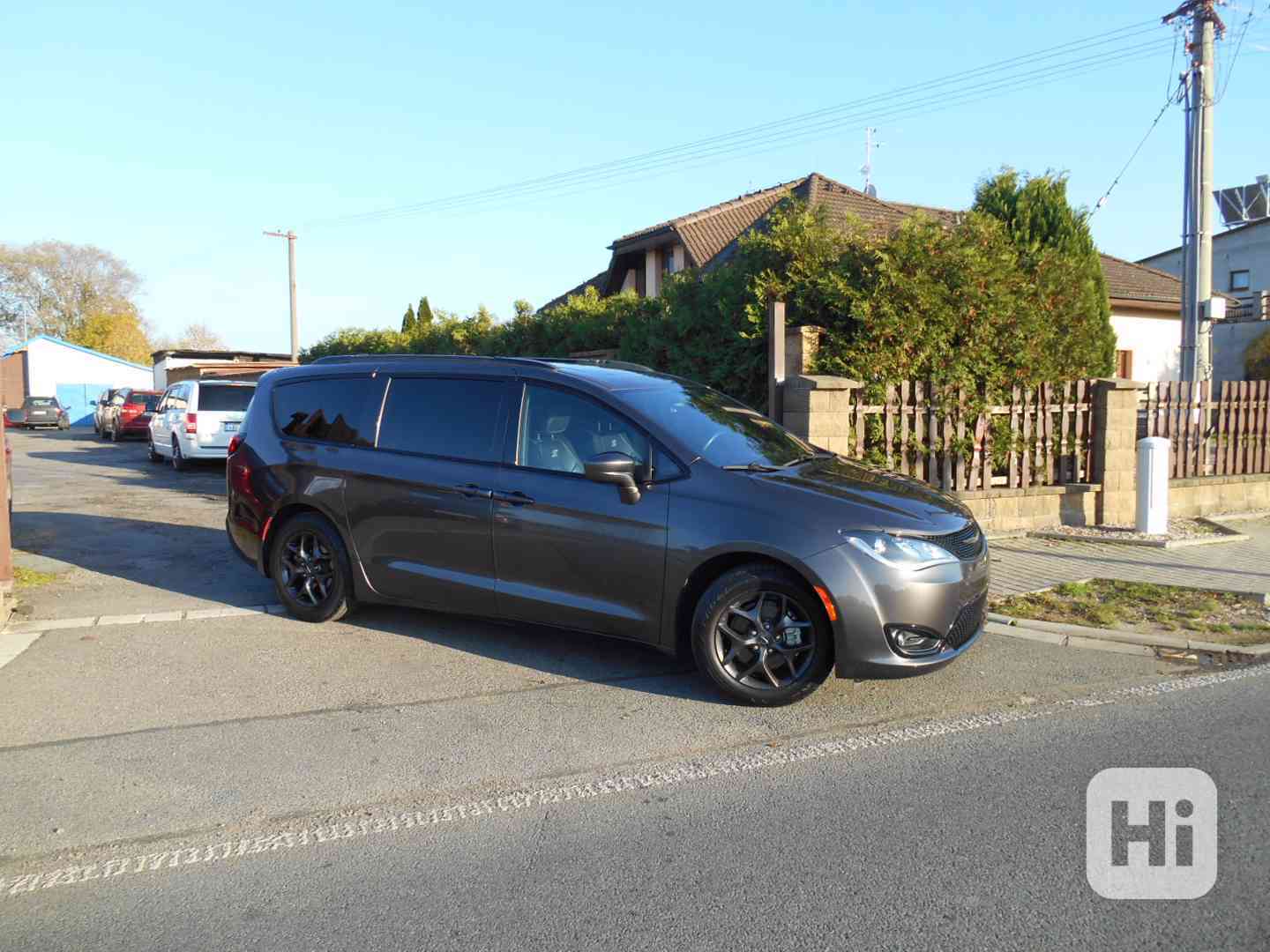 Chrysler Pacifica 3,6 RU Sunroof DVD S Line 2018 - foto 1