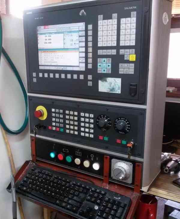 Vertikální obráběcí centrum MCFV 840 CNC  - foto 8