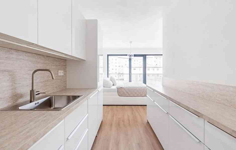 Pronájem bytu 1+kk 52 m² - foto 8