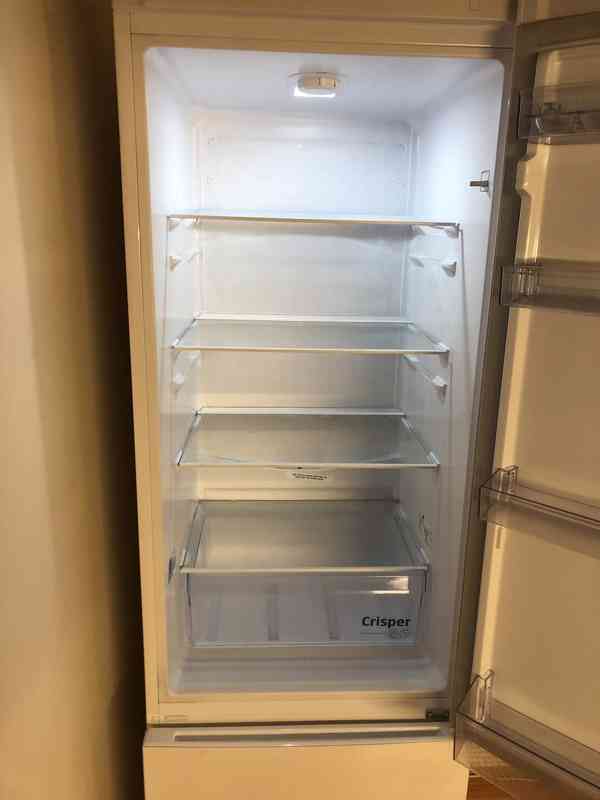 Lednice s mrazákem BEKO  - foto 3