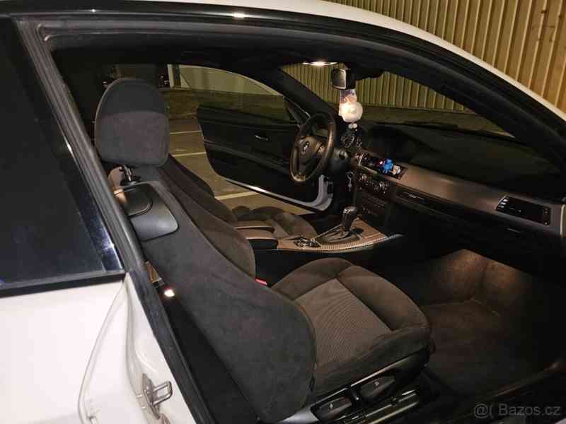 BMW Řada 3 2,0   320D XDRIVE E92 - foto 3