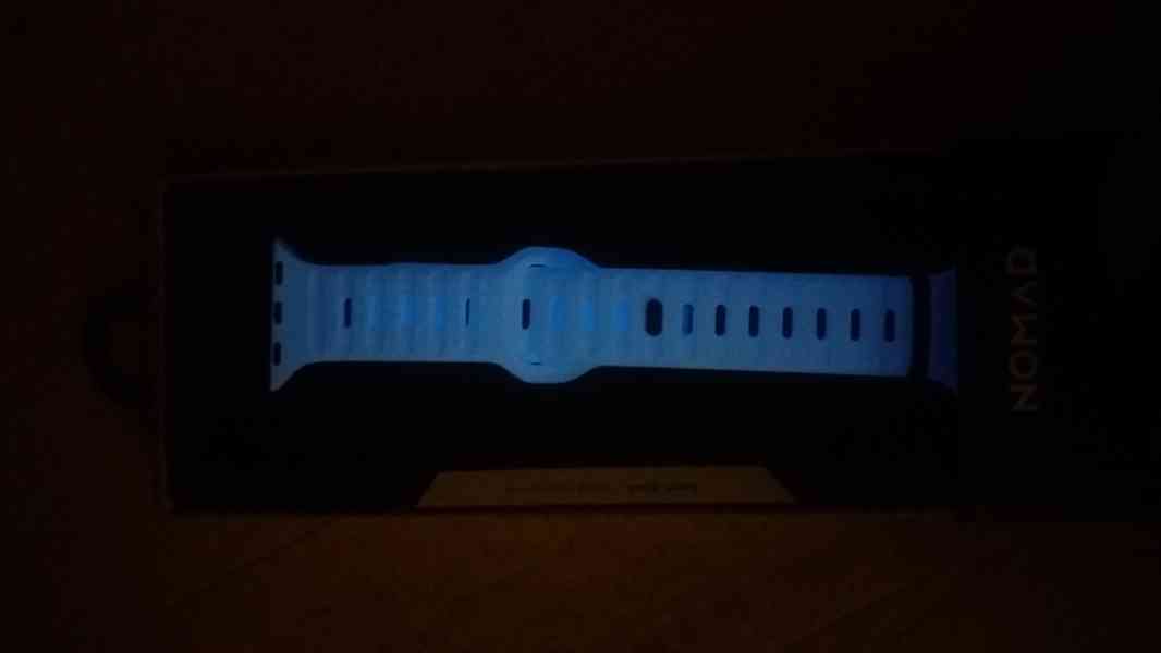 Řemínek Nomad Sport Strap Ice Blue Glow pro Apple Watch - foto 5