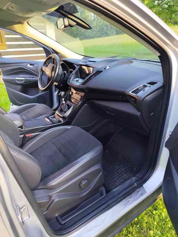 Ford Kuga 1,5 - foto 5