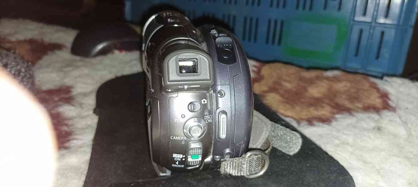 Digitální kamera  Canon DC50 - foto 3