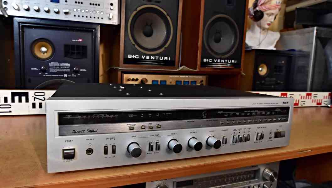 AIWA 7800 stereo receiver Japonsko 1979
