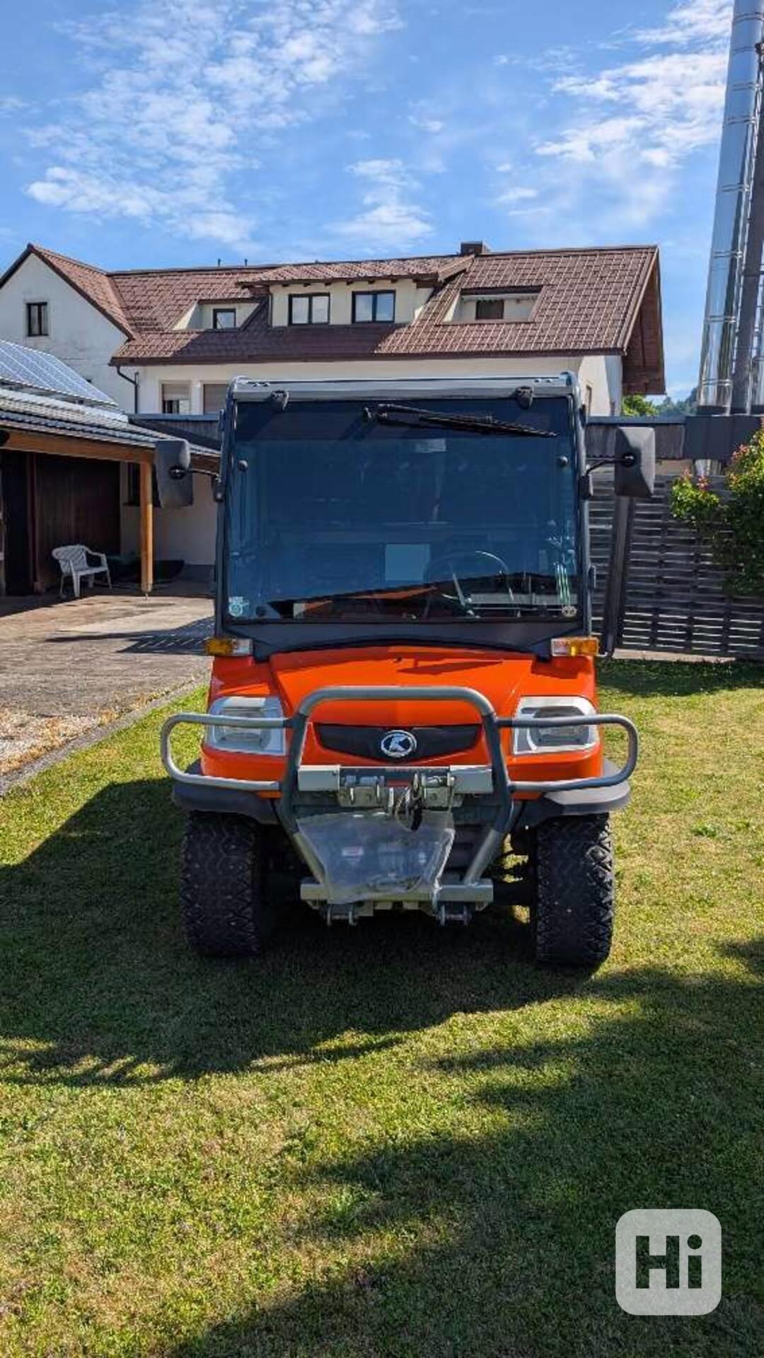 Aukce: Zemědělské vozidlo Kubota RTV900 s kabinou - foto 1
