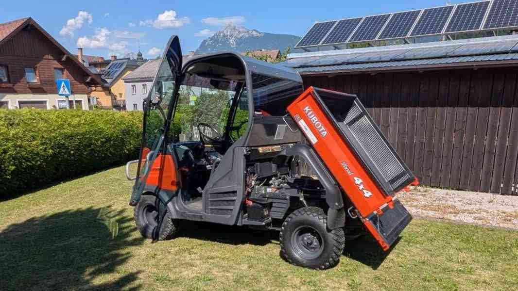 Aukce: Zemědělské vozidlo Kubota RTV900 s kabinou - foto 3