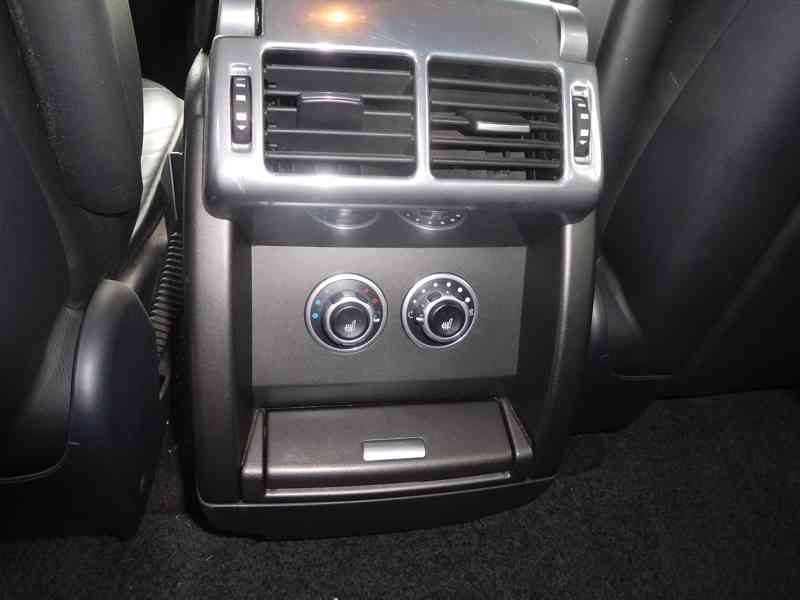 Land Rover Range Rover Vogue 4.4 TD - 230 kW 4X4 TOP VÝBAVA - foto 24