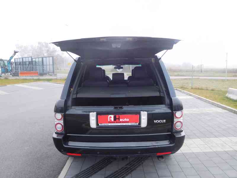 Land Rover Range Rover Vogue 4.4 TD - 230 kW 4X4 TOP VÝBAVA - foto 27