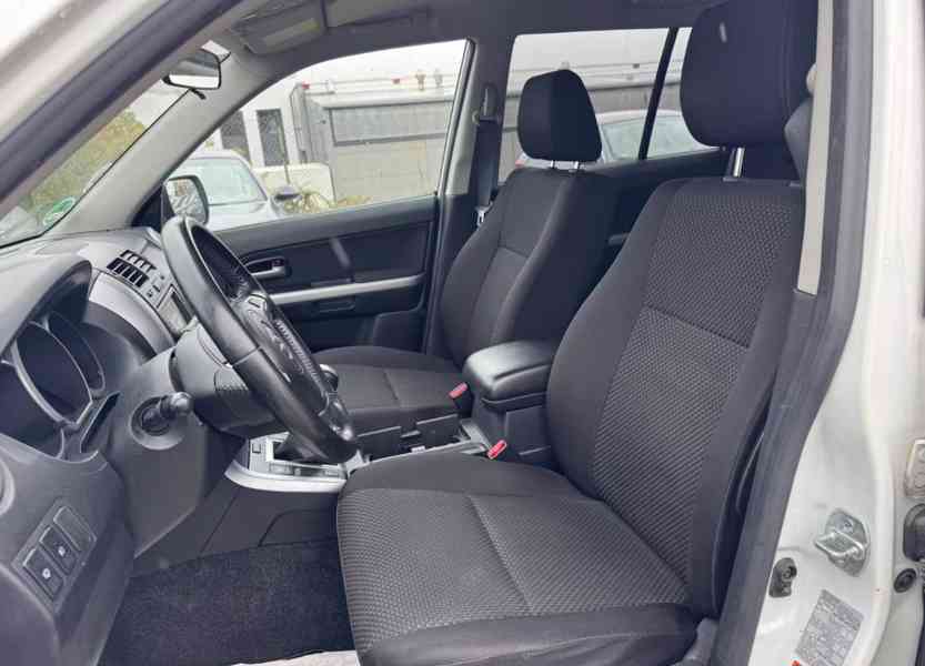 Suzuki Grand Vitara 2.4i Limited Comfort benzín 124kw - foto 6