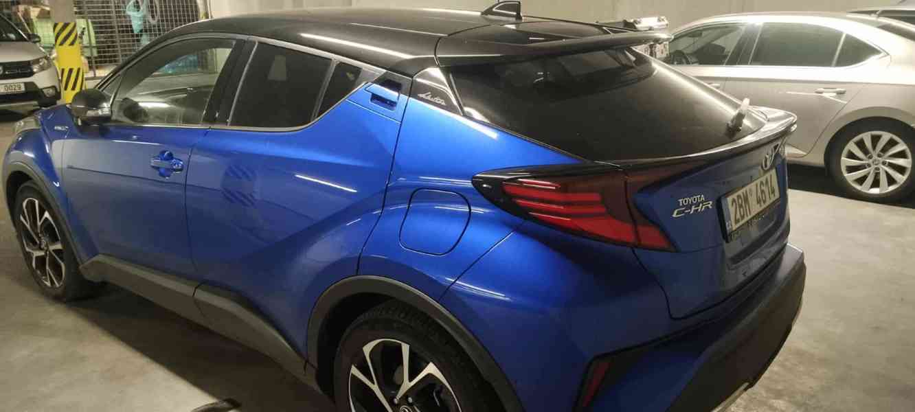 Prodam Toyotu C-HR 2.0 hybrid 184 koní automat - foto 7