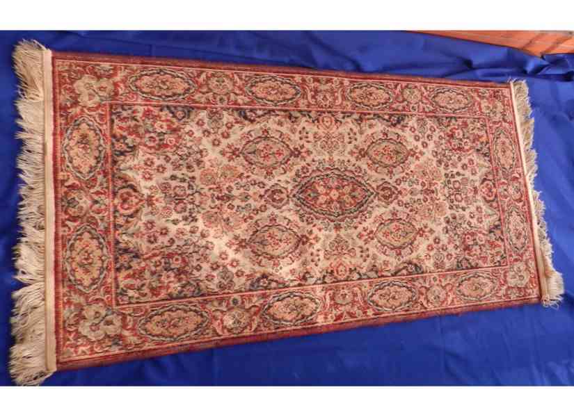 Perský hedvábný koberec Ghom 170x90 cm  - foto 3