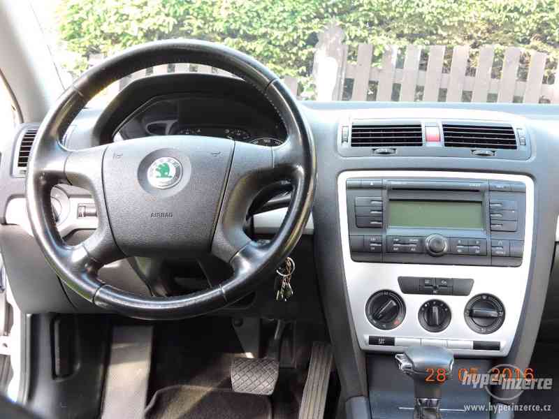 Prodám Škoda Octavia 1,6 FSI - foto 11